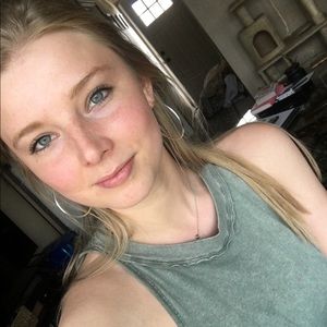 Meet your Posher, Destiny